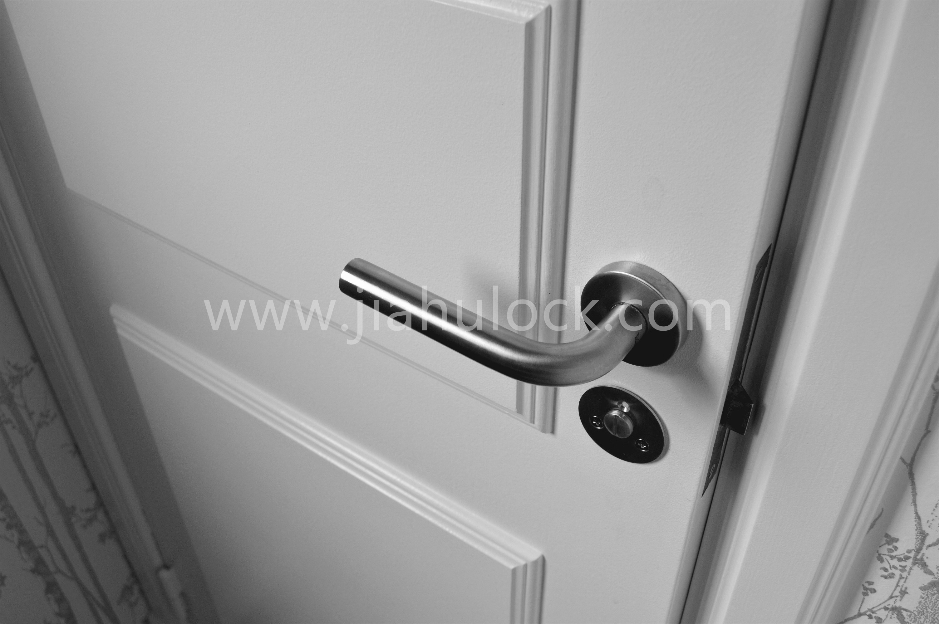 EN1906 Grade 4 vs Grade 3 Door Handle: Which One Do You Need for Commercial Doors?